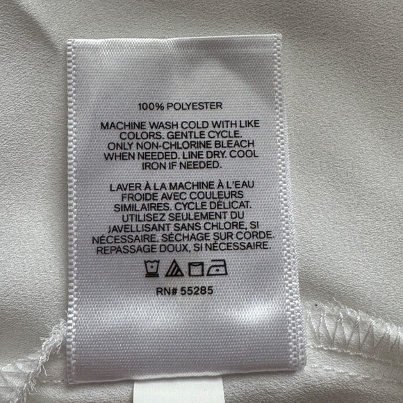 Express Pullover V-Neck Cap Sleeve Blouse - Picture 5 of 5